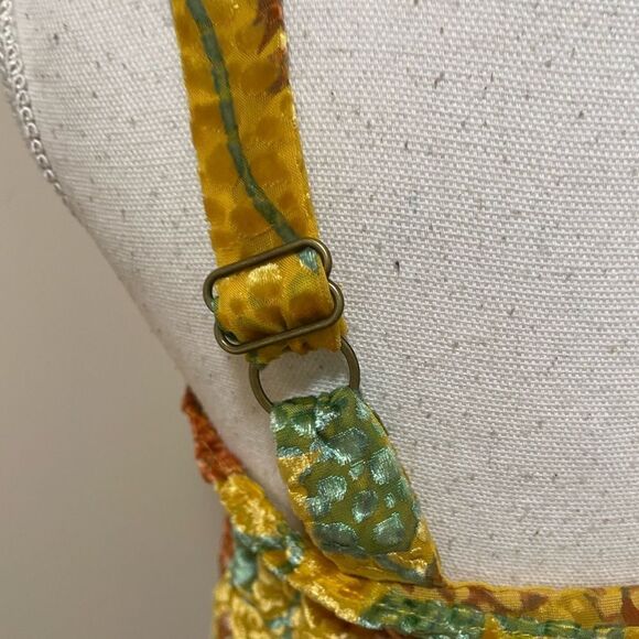 New Felipa Cropped Velvet tank size XS
With an easygoing fit and a plush velvet - Picture 7 of 9